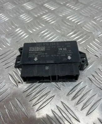 Seat Leon (5F) Parking PDC control unit/module 5Q0919294B 305148 5Q0919294A
