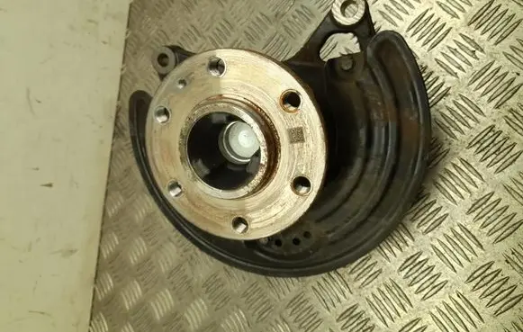 Iveco Daily 6th gen Front wheel hub 5802418088