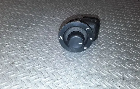 Jeep Patriot Wing mirror switch 04602789AA