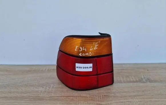 BMW 5 E34 Rear/tail lights ULO3374