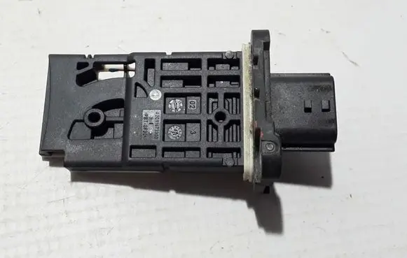 Renault Trafic III (X82) Mass air flow meter 226807131R