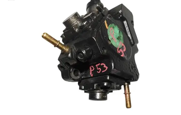 Mercedes-Benz C W205 Fuel injection high pressure pump 167002133R 0445010439