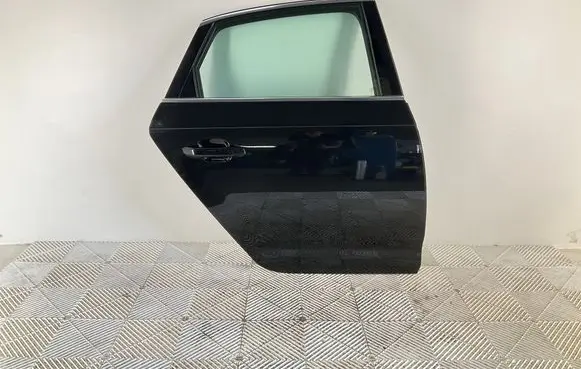 Rear door