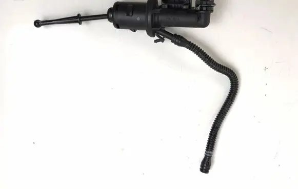 Audi Q3 8U Clutch slave cylinder 3C0927810C 3C0721388J