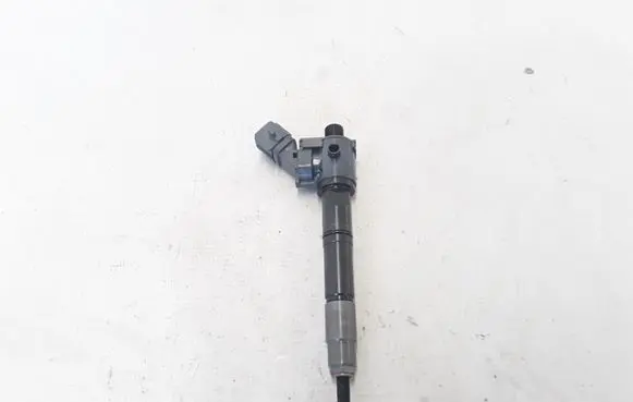 Volvo XC90 Fuel injector