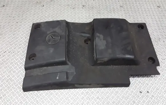 Mercedes-Benz C W202 Engine cover (trim) A6040100267