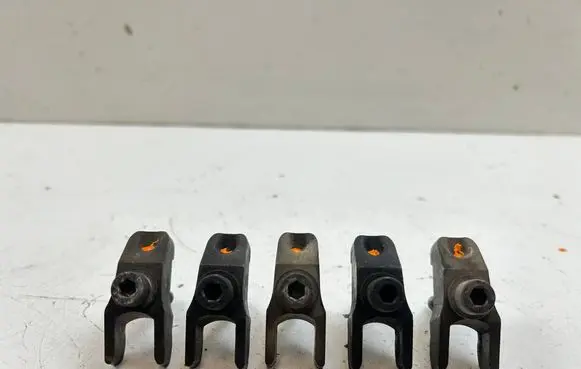 Volkswagen II LT Fuel Injector clamp holder 