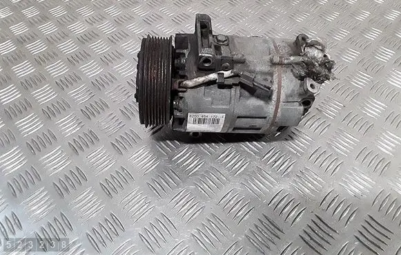 Renault Trafic II (X83) Air conditioning (A/C) compressor (pump) 8200454172E