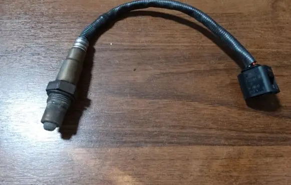 BMW 1 F20 F21 Lambda probe sensor 7595353