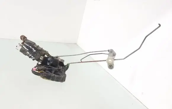 Subaru Outback Front door lock