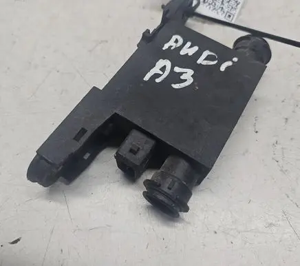 Audi A3 S3 8L Door control unit/module 4A0959981A