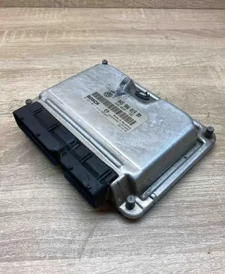 Skoda Fabia Mk1 (6Y) Engine control unit/module ECU 045906019BM 0281011412