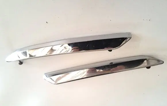 Citroen C5 Front bumper splitter molding 2001590 2001589 9682198577