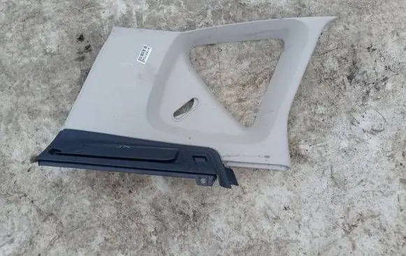 Mercedes-Benz A W169 (D) pillar trim (bottom) a1696900525