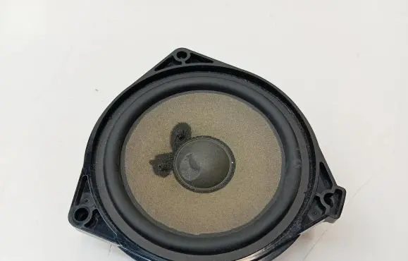 Mercedes-Benz GLE (W166 - C292) Panel speaker A1668202302