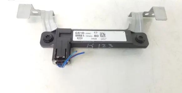 Mazda 6 Aerial antenna amplifier GS1D676N0 9M8119H432BD