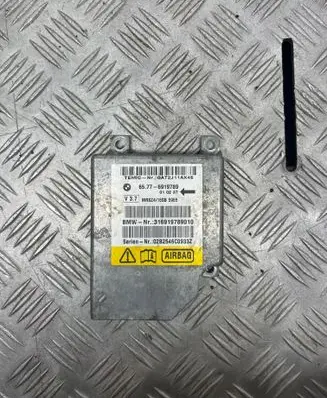 BMW 5 E39 Airbag control unit/module 65776919789 316919789010 02B2546C0933Z