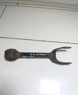 Rear control arm