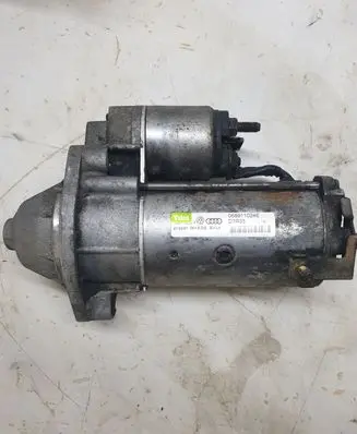 Audi A4 S4 B5 8D Starter motor 068911024E