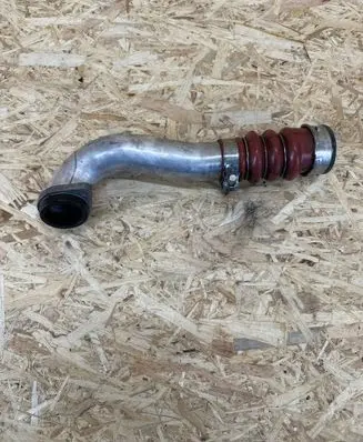 Intercooler hose/pipe