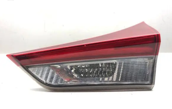 Toyota Auris E180 Rear/tail lights 000018671
