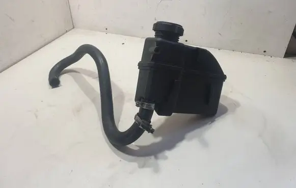 Volvo V70 Power steering fluid tank/reservoir 61435496