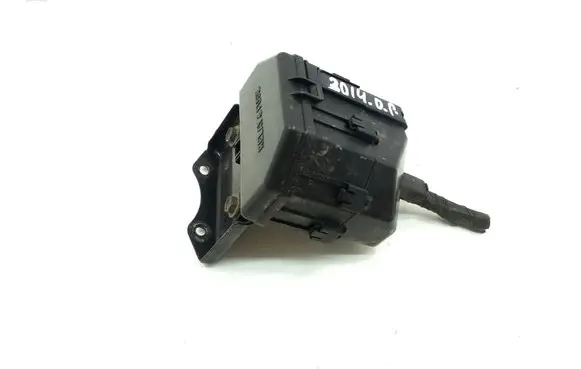 Toyota Land Cruiser (J120) Fuse module 8266042020
