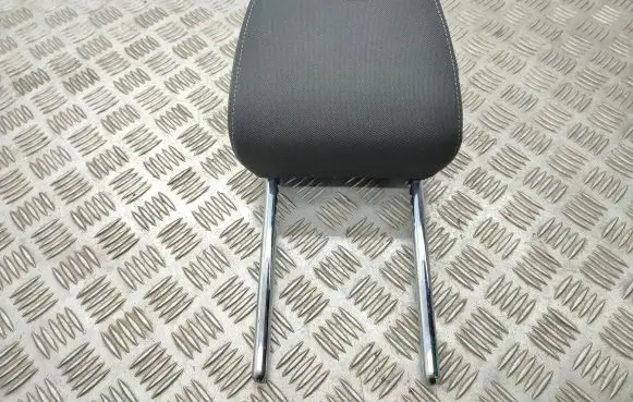 BMW 2 F45 Front seat headrest 
