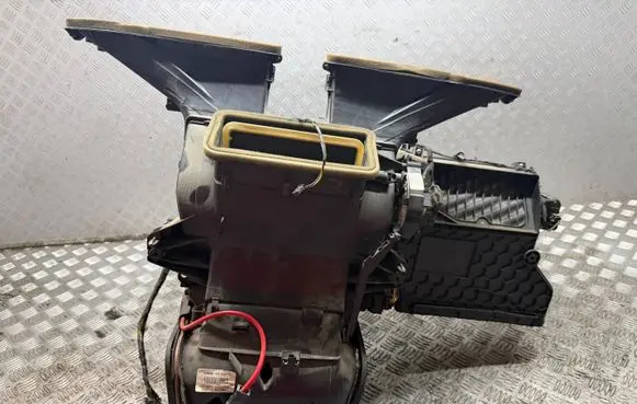 Mini Cooper Countryman R60 Interior heater climate box assembly 