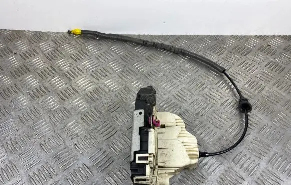 Jeep Grand Cherokee Front door lock P04560133AF