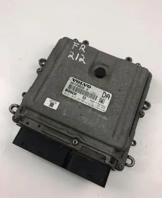 Volvo S60 Engine control unit/module 30729826A