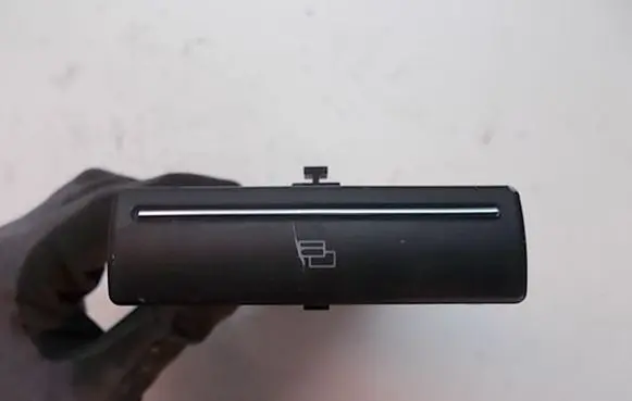 Audi A3 S3 8P Dashboard storage box/compartment 