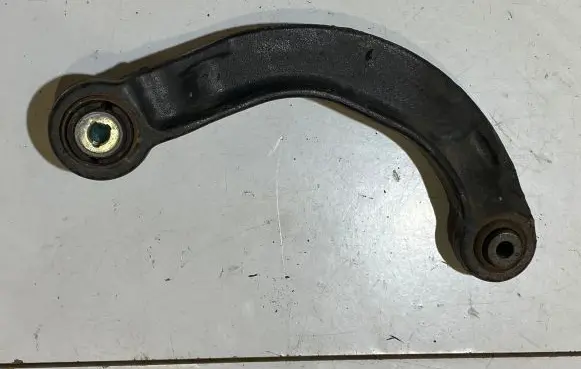Ford Mustang VI Rear upper control arm/wishbone 5K742