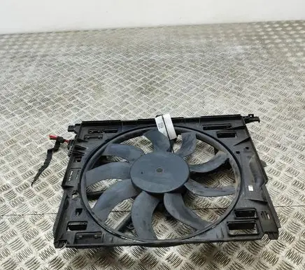 BMW 6 F06 Gran coupe Radiator cooling fan shroud 7647367 17899010