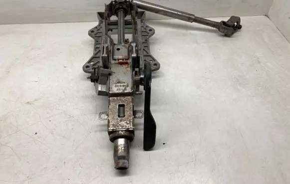 Volkswagen Golf V Steering wheel axle 532427