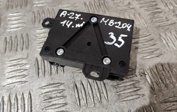Mercedes-Benz C W204 Fuel injection pump control unit/module A0009003101