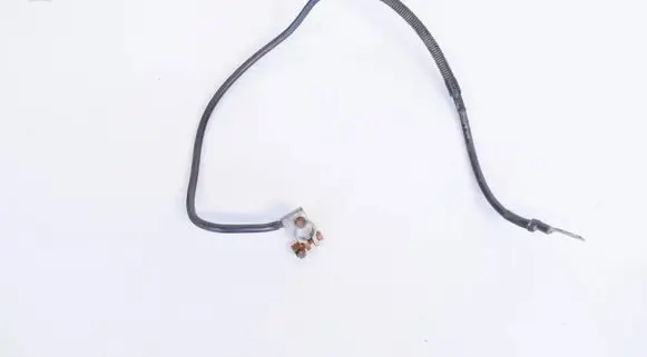 BMW 3 E30 Positive cable (battery) 