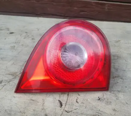 Volkswagen Golf V Tailgate rear/tail lights 285001
