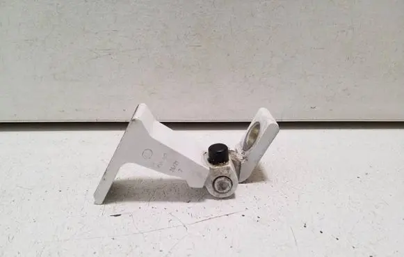 Audi Q2 - Rear door lower hinge 8X4833406A 8V5833404C