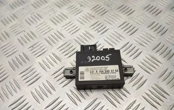 Mercedes-Benz E W211 Tire pressure control unit A1645403762