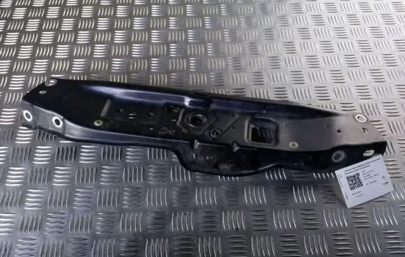 Opel Zafira B Top upper radiator support slam panel