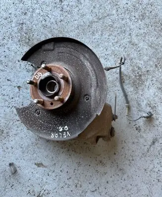 Land Rover Range Rover Velar Rear wheel hub HK835A970AE