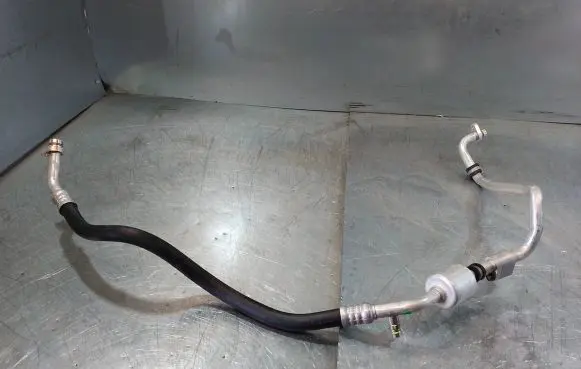 Dacia Sandero Air conditioning (A/C) pipe/hose