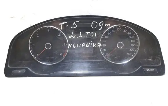 Volkswagen Transporter - Caravelle T5 Speedometer (instrument cluster)