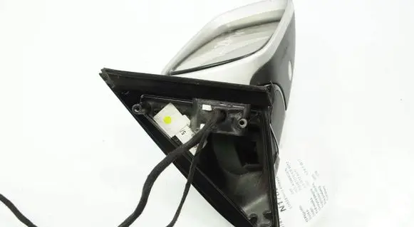 Front door electric wing mirror