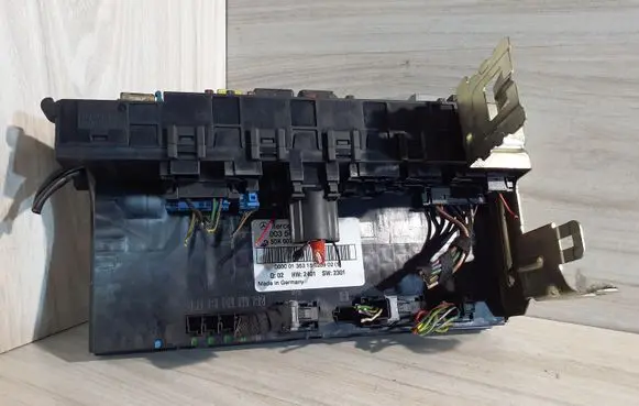 Mercedes-Benz C W203 Fuse module 5DK00797430 0035455101