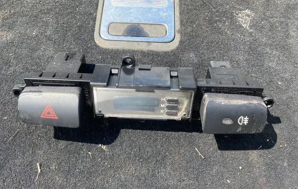 KIA Sportage Clock 945101F000 945101F100