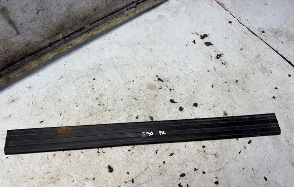 BMW 3 E30 Front sill trim cover