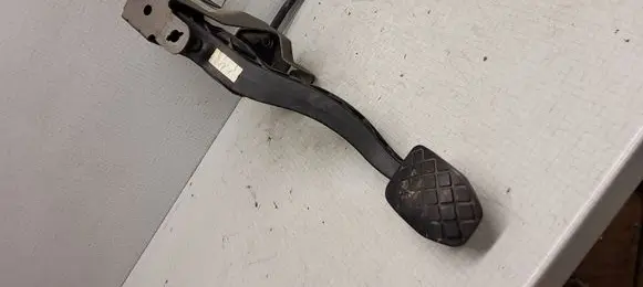 Clutch pedal