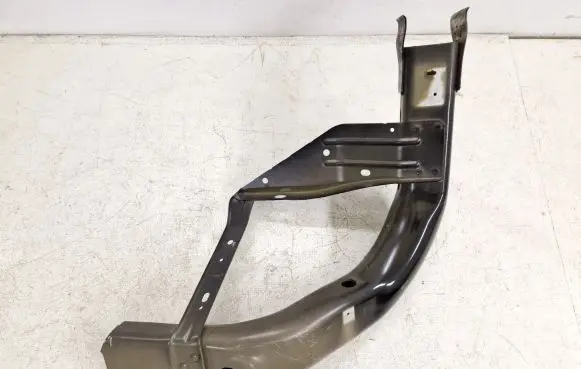 Ford F150 Front side member 421X128 FL346N813 FL346N813AF
